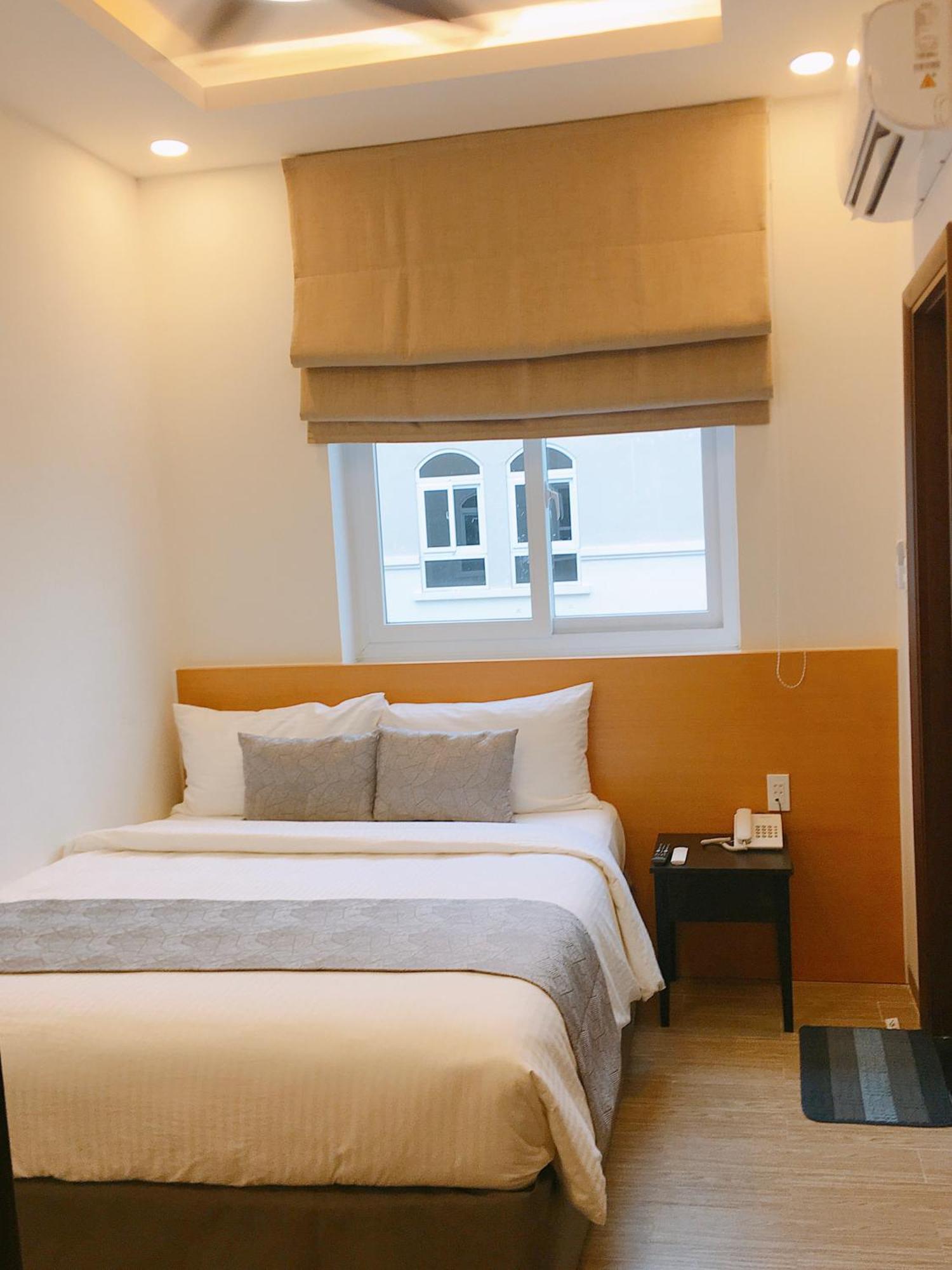 La Homestay Long Xuyen Exterior photo